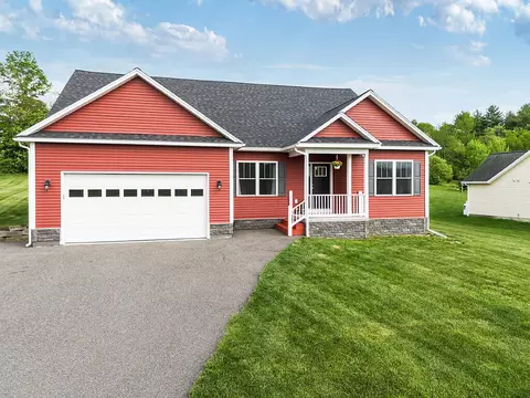 Exterior - 9 Fieldstone Dr, Augusta, ME 04330 photo 1 of 8