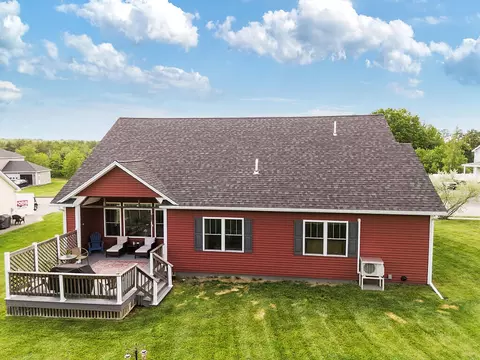Exterior - 9 Fieldstone Dr, Augusta, ME 04330 photo 7 of 8
