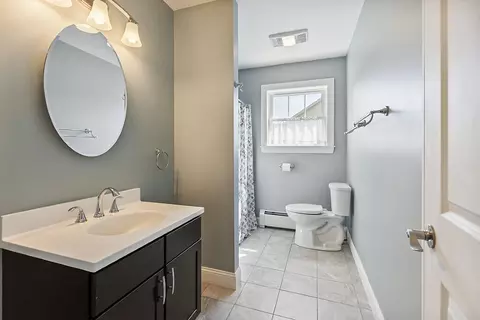Bath - 9 Fieldstone Dr, Augusta, ME 04330 photo 1 of 3