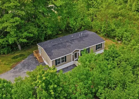 44 Averill Mobile Home Park, Benton, ME 04901