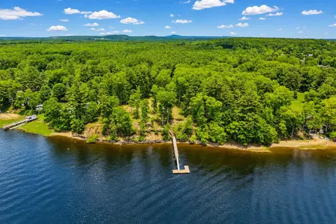 293 River Rd, Eliot, ME 03903