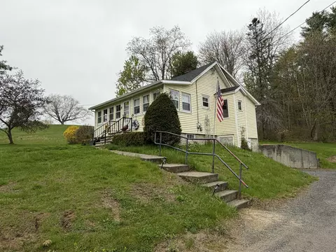 39 Capen Rd, Gardiner, ME 04345