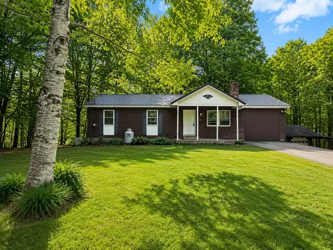231 Morrill Pond Rd, Hartland, ME 04943