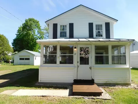 17 James St, Bingham, ME 04920