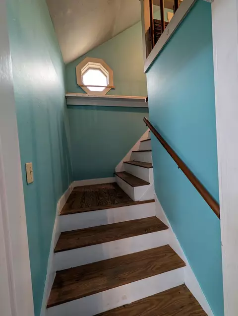 Entry Way - 1816 Dexter Rd, Dover Foxcroft, ME 04426 photo 1 of 3