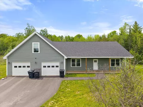 37 Beaver Creek Rd, Carmel, ME 04419