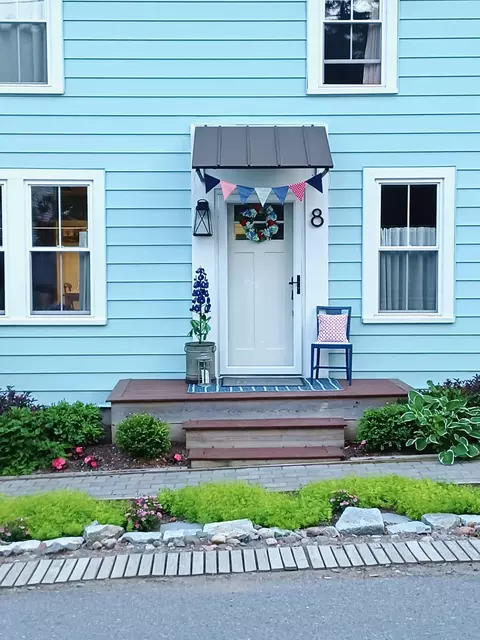 8 Third St, Eastport, ME 04631