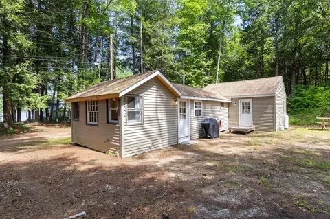 5 Chickadee Ln, Livermore, ME 04253