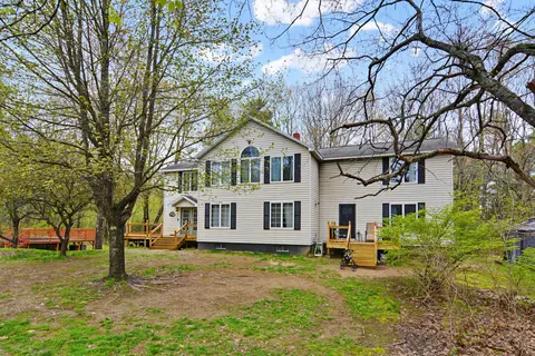 927 Ridge Rd, Windsor, ME 04363