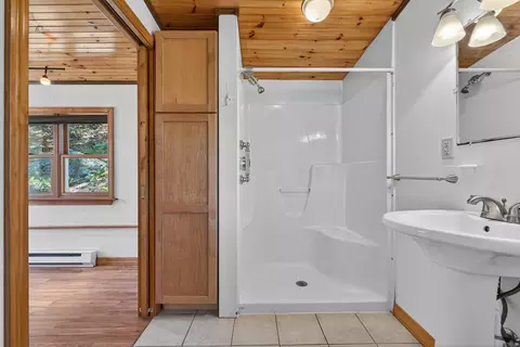 Bath - 40 Knubble Rd, Georgetown, ME 04548 photo 2 of 4