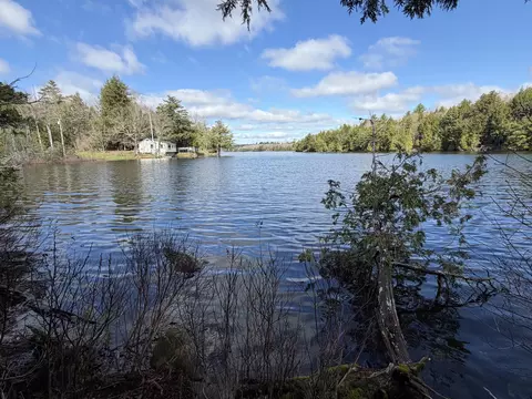46 Kittridge Hill Rd, Sangerville, ME 04479