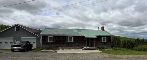 30 Moosehead Trl, Dixmont, ME 04932