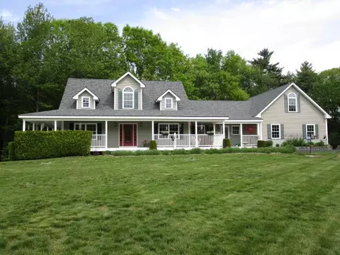 8 Dirigo Dr, Scarborough, ME 04074