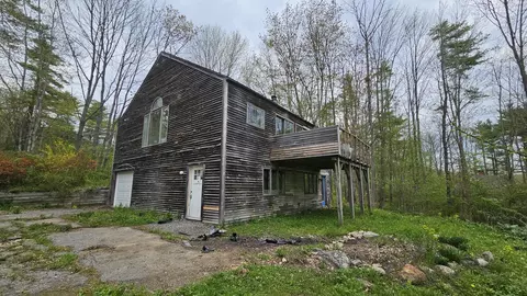 37 Cobb Rd, Camden, ME 04843