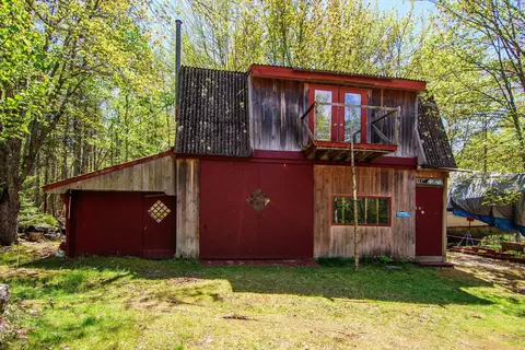 737 E Blue Hill Rd, Blue Hill, ME 04614