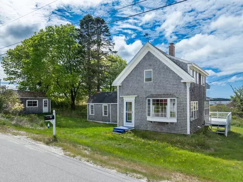48 W Main St, Jonesport, ME 04649