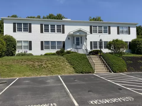58 Kennison St #7, Manchester, ME 04351