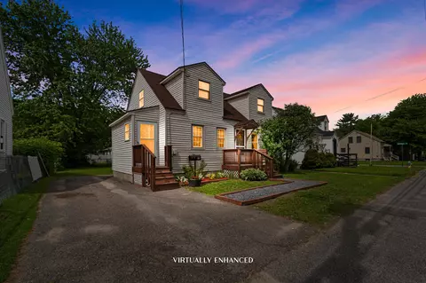 78 North St, Waterville, ME 04901