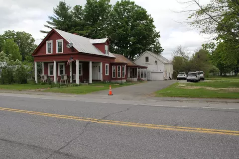 20 S Main St, Solon, ME 04979