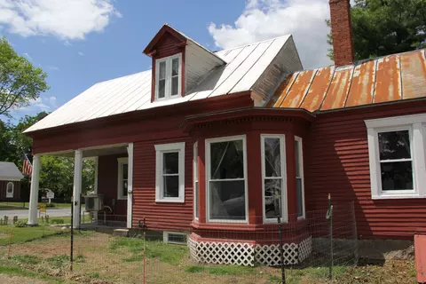 Exterior - 20 S Main St, Solon, ME 04979 photo 3 of 5