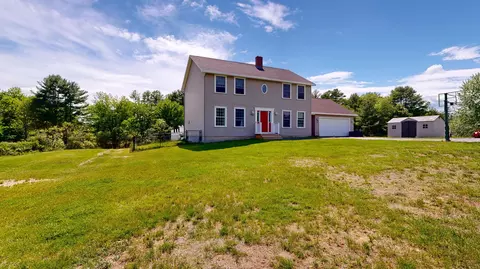 8 Rackley Dr, Greene, ME 04236