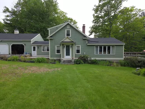 362 Gray Rd, Falmouth, ME 04105