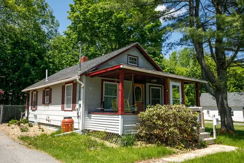 50 Hicks Rd, Augusta, ME 04330