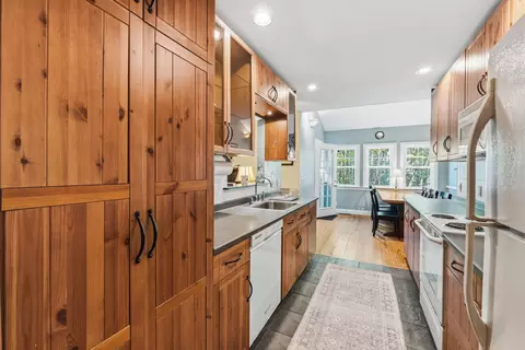 Kitchen - 23 Peacock Ln, Georgetown, ME 04548 photo 3 of 4