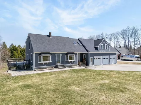281 Portland Rd, Gray, ME 04039