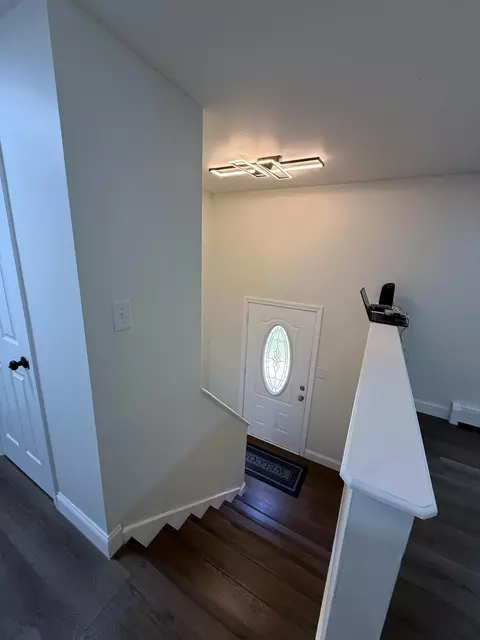 Entry Way - 28 Presumpscot Rd, Windham, ME 04062 photo 3 of 4