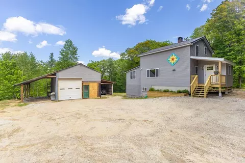 111 Goodrich Rd, Hebron, ME 04238