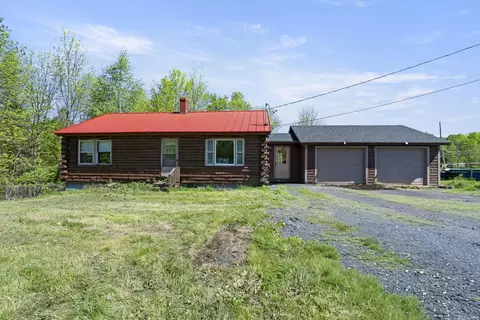 111 Middle Rd, Fairfield, ME 04937