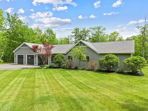749 West Rd, Belgrade, ME 04917