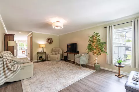 2 Vinalhaven Dr, Berwick, ME 03901 photo 8
