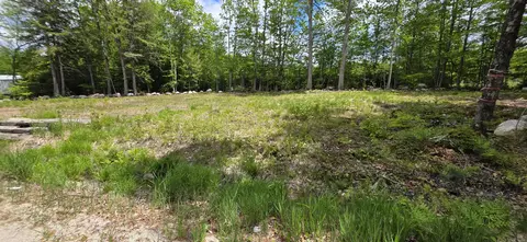 1 Holbrook Rd, Turner, ME 04282