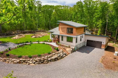 Exterior - 92 Flynn Ln, Ogunquit, ME 03907 photo 1 of 13