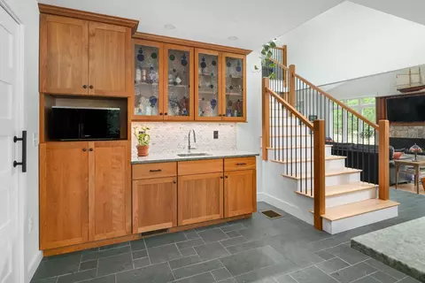Kitchen - 92 Flynn Ln, Ogunquit, ME 03907 photo 3 of 3