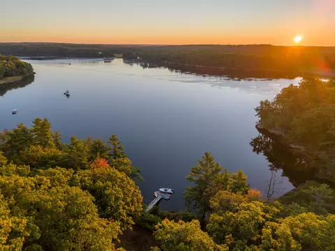 213 Fiddlers Reach Rd, Phippsburg, ME 04562