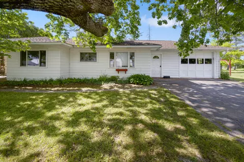 40 Exeter Rd, Corinna, ME 04928