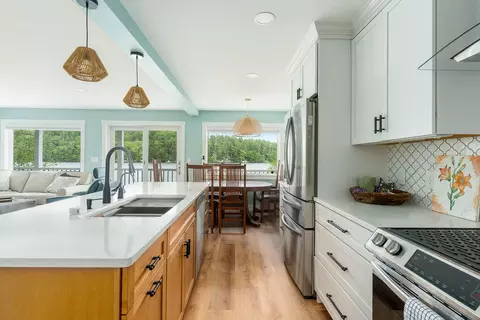 Kitchen - 86 Everett Rd, Auburn, ME 04210 photo 2 of 5
