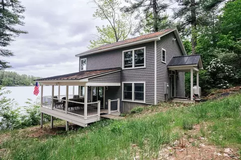 Exterior - 86 Everett Rd, Auburn, ME 04210 photo 3 of 11