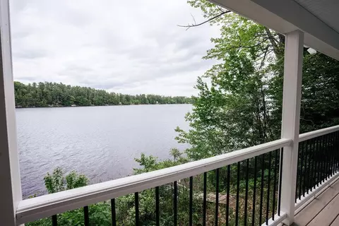 Exterior - 86 Everett Rd, Auburn, ME 04210 photo 6 of 11