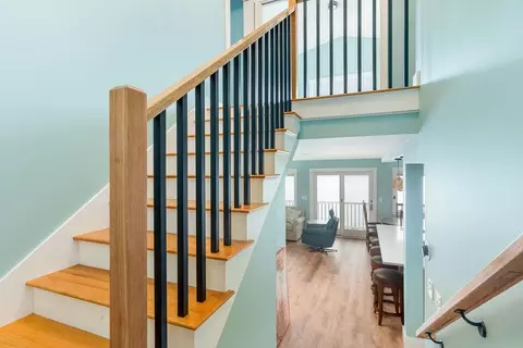 Entry Way - 86 Everett Rd, Auburn, ME 04210 photo 2 of 3