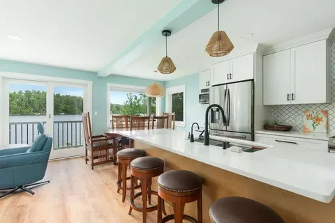 Kitchen - 86 Everett Rd, Auburn, ME 04210 photo 3 of 5