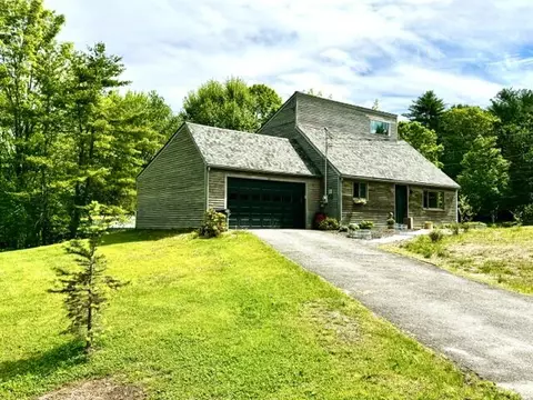 22 Union St, Skowhegan, ME 04976