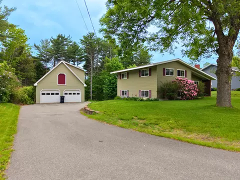 162 E Broadway Ext, Bangor, ME 04401