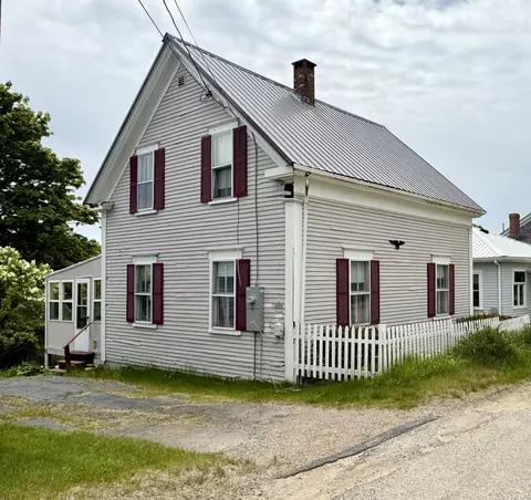 5 Water St, Eastport, ME 04631