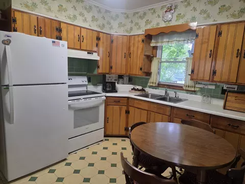 Kitchen - 66 Poplar St, Millinocket, ME 04462 photo 3 of 3