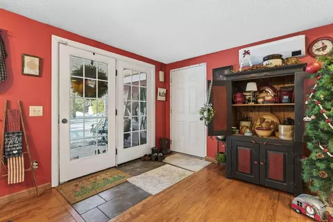 Entry Way - 312 Plains Rd, Harrison, ME 04040 photo 1 of 3