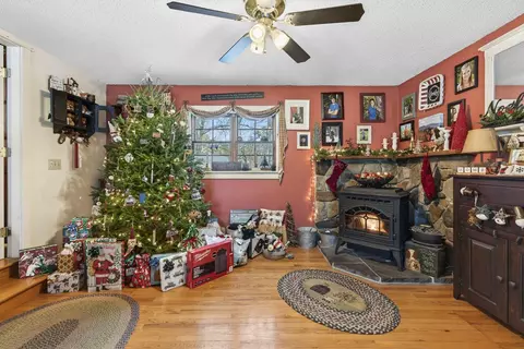 Living - 312 Plains Rd, Harrison, ME 04040 photo 3 of 6